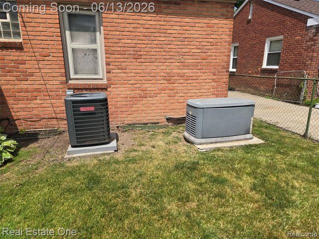 2025 Byrd Street, Dearborn, MI 48124