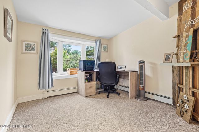 9 Briarcliff Place, Port Monmouth, NJ 07758