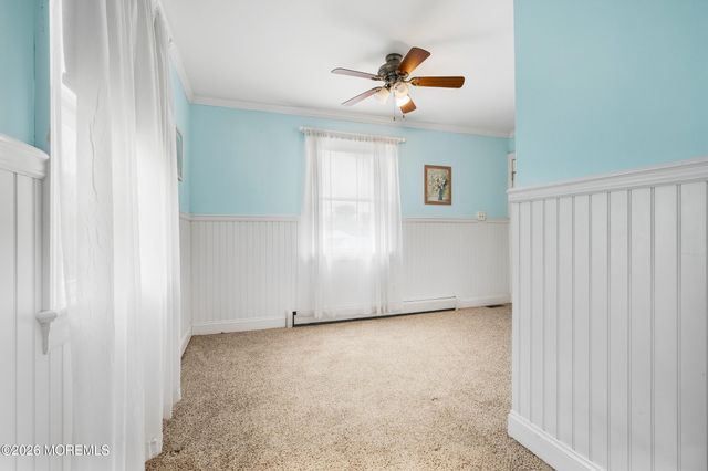 9 Briarcliff Place, Port Monmouth, NJ 07758