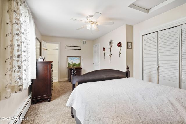 9 Briarcliff Place, Port Monmouth, NJ 07758