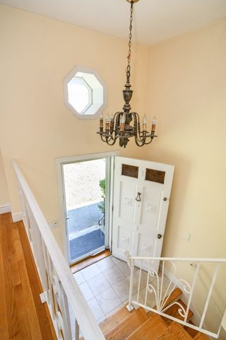 11 Mark St, Natick, MA 01760