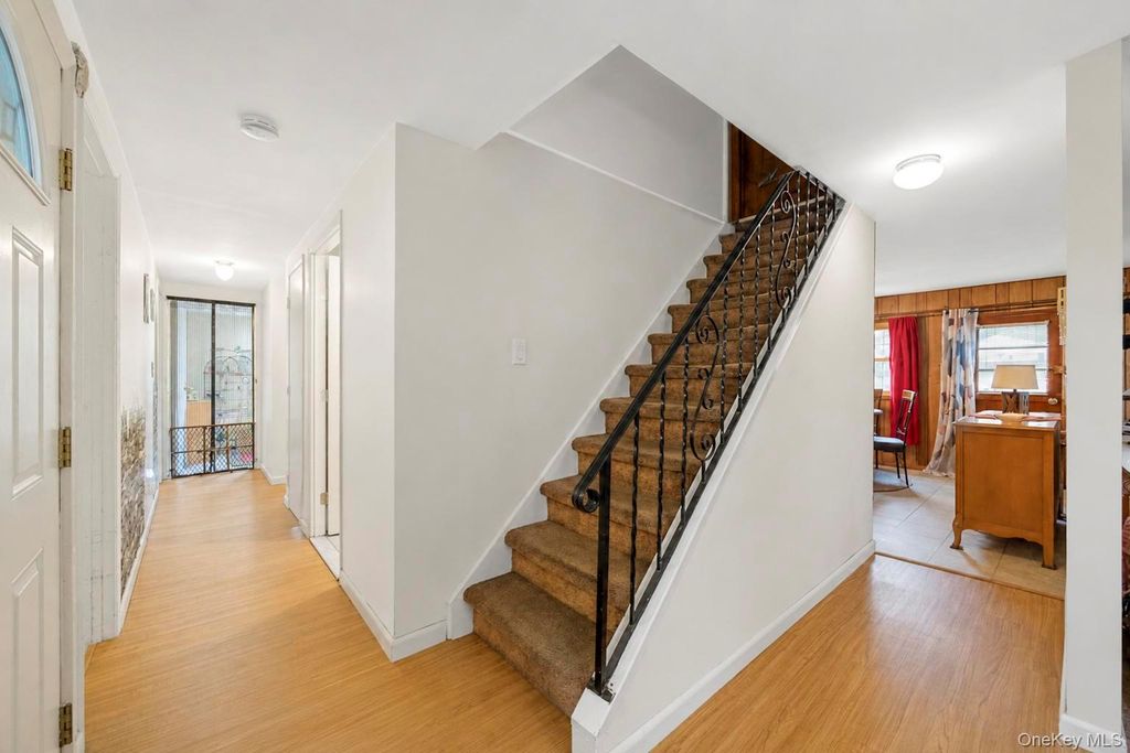 38 Imperial Drive, Selden, NY 11784 — photo 3