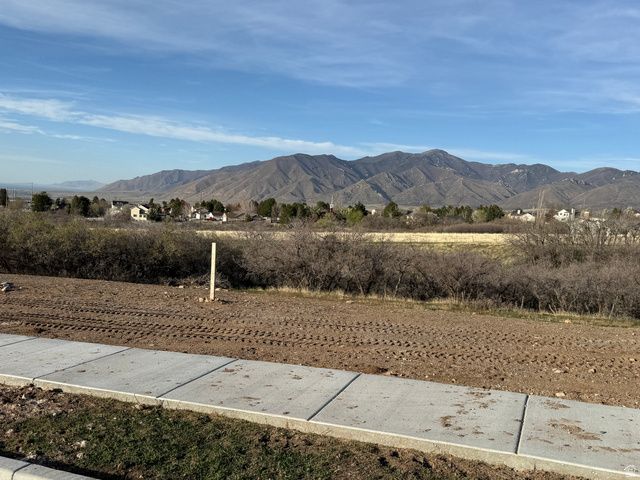 599 S OAKRIDGE DR, Tooele, UT 84074