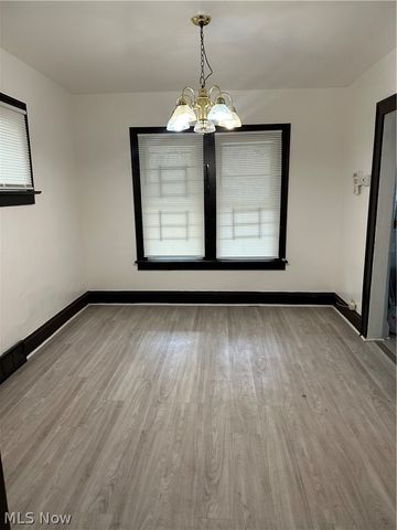 1286 E 152nd Street, East Cleveland, OH 44112