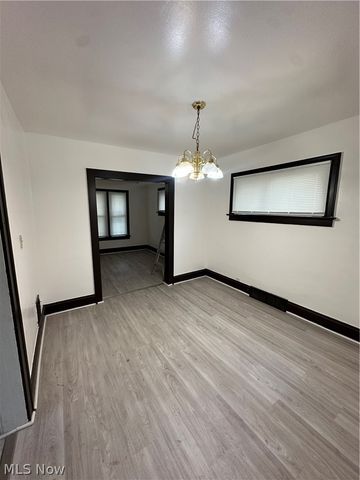 1286 E 152nd Street, East Cleveland, OH 44112