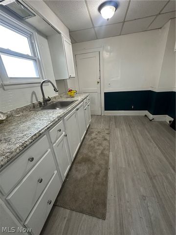 1286 E 152nd Street, East Cleveland, OH 44112