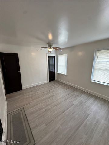 1286 E 152nd Street, East Cleveland, OH 44112