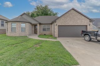 5 Ashcraft Court, Paragould, AR 72450