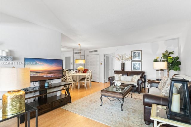 743 N Riverside Drive 4B, Pompano Beach, FL 33062