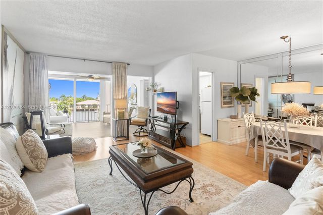 743 N Riverside Drive 4B, Pompano Beach, FL 33062