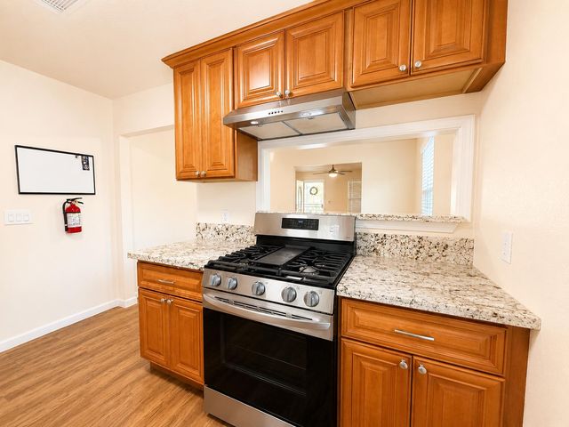 2127 N Funston Ave, Stockton, CA 95205