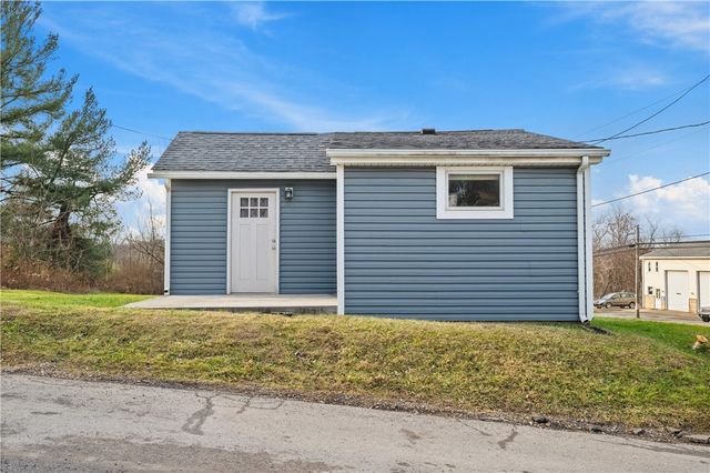 28 McKinistry Hill Rd, Kiskiminetas Twp, PA 15613