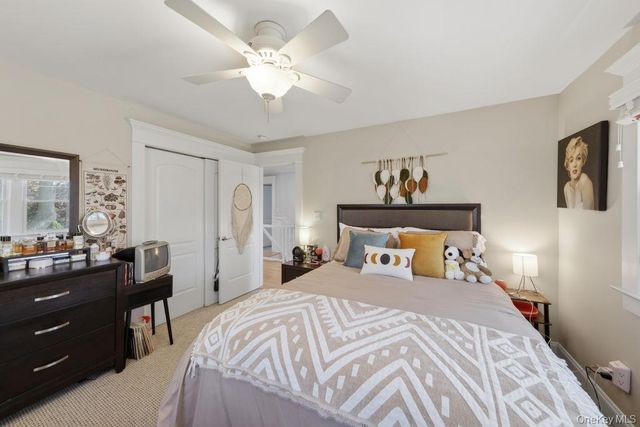71 Mc Cue, Babylon, NY 11702