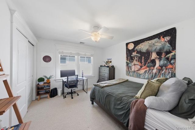 71 Mc Cue, Babylon, NY 11702