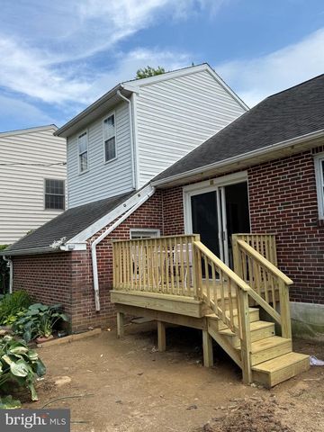 703 W 4TH AVE., Parkesburg, PA 19365
