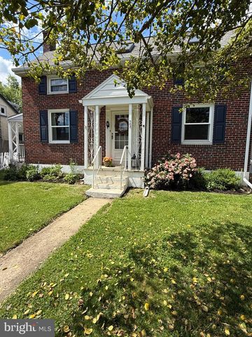 703 W 4TH AVE., Parkesburg, PA 19365