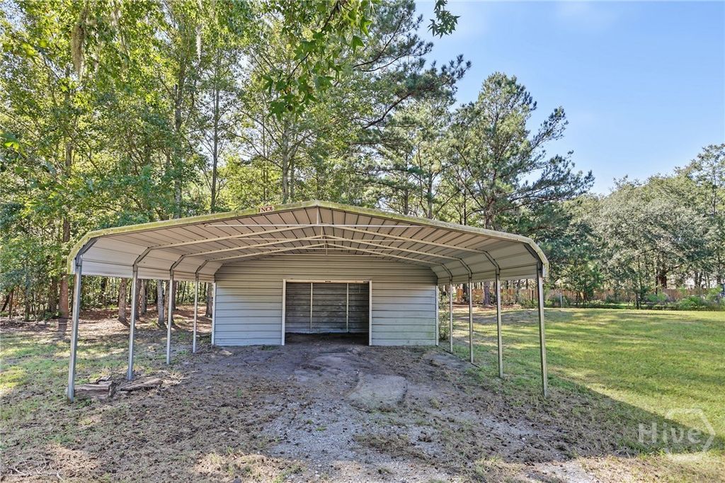 Image 34 of property listing at 112 Stonesthrow Court, Guyton, GA 31312