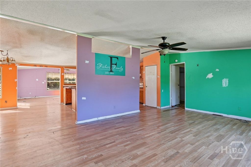 Image 5 of property listing at 112 Stonesthrow Court, Guyton, GA 31312