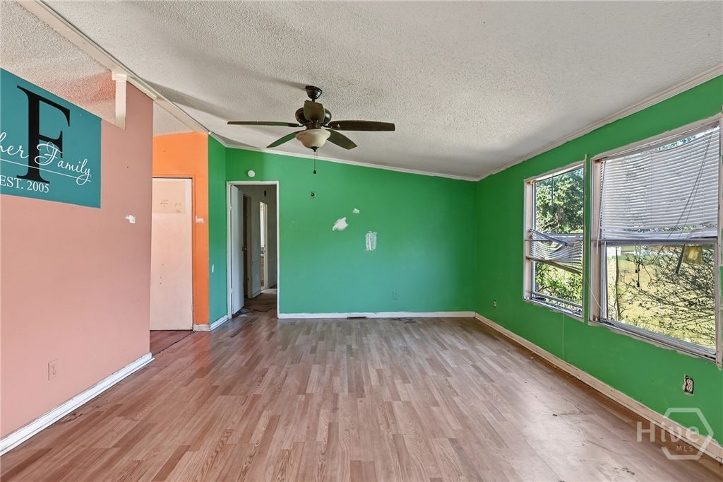 Image 6 of property listing at 112 Stonesthrow Court, Guyton, GA 31312