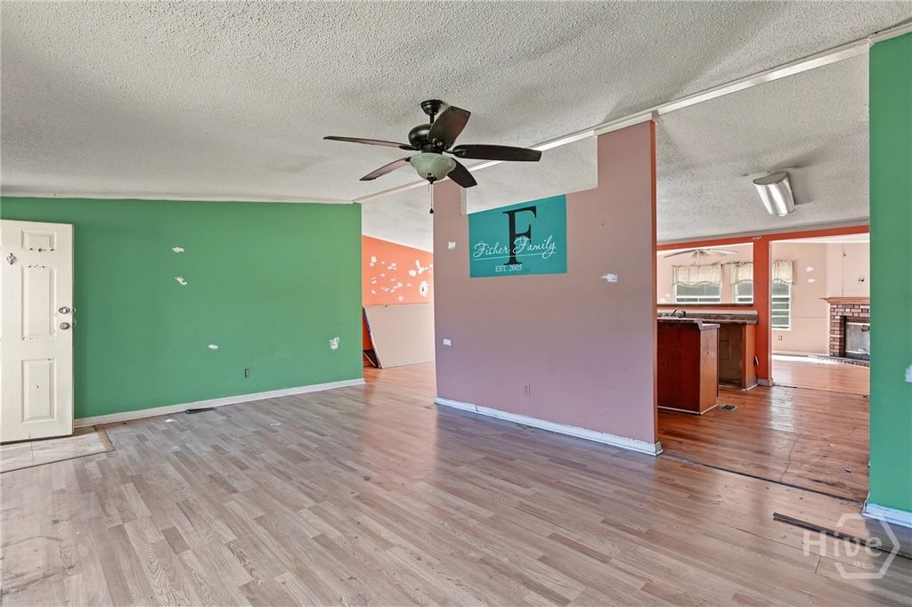 Image 7 of property listing at 112 Stonesthrow Court, Guyton, GA 31312