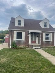 3604 Walnut Street, Dearborn, MI 48124