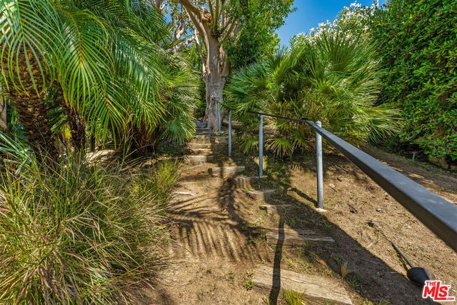 3614 Malibu Country Drive, Malibu, CA 90265