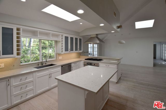 3614 Malibu Country Drive, Malibu, CA 90265