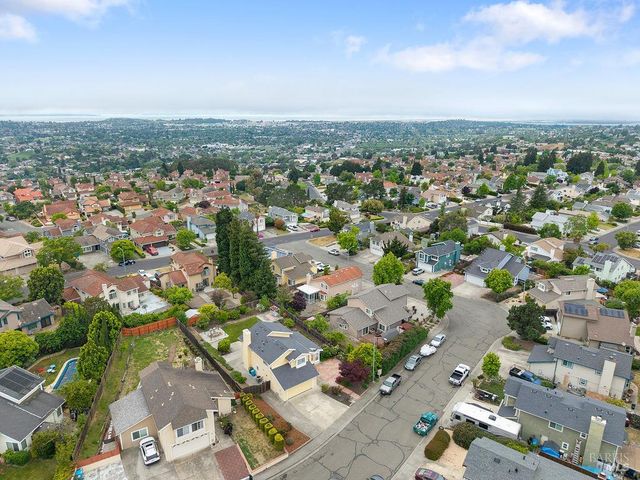 31 Brighton Dr, Vallejo, CA 94591