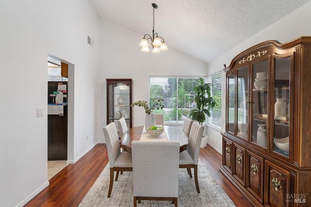 31 Brighton Dr, Vallejo, CA 94591