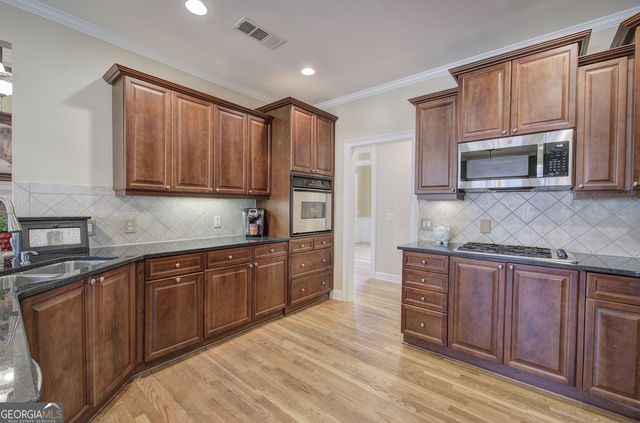 302 Waterfall Court, Canton, GA 30115