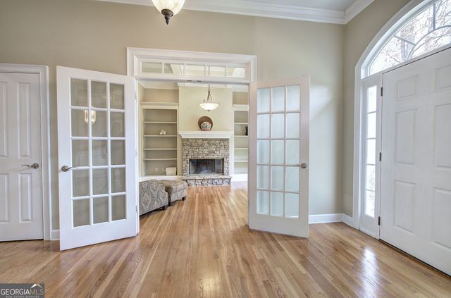 302 Waterfall Court, Canton, GA 30115