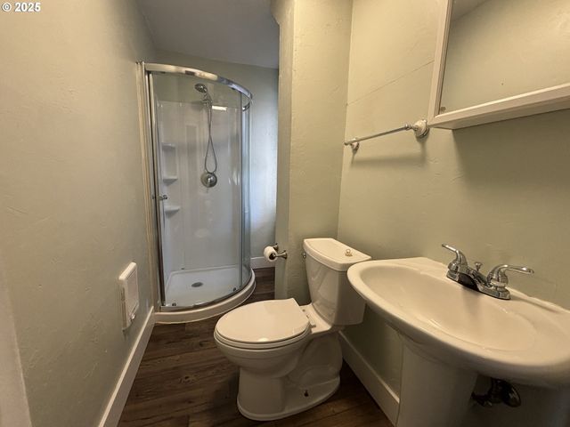 503 Se CHADWICK St, Roseburg, OR 97470