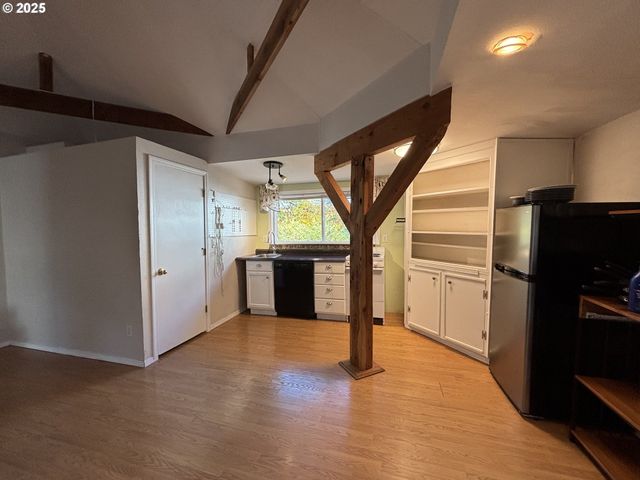 503 Se CHADWICK St, Roseburg, OR 97470