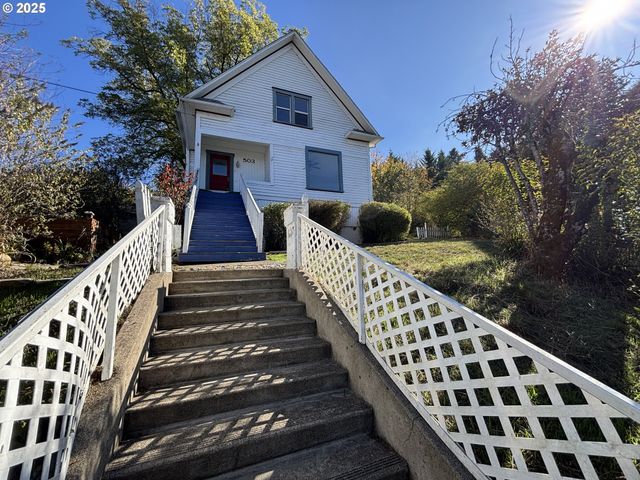 503 Se CHADWICK St, Roseburg, OR 97470