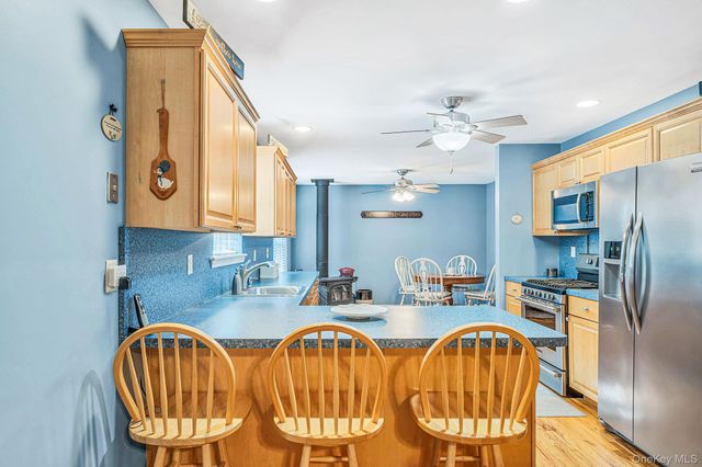 8 Sommerset Drive, Yaphank, NY 11980