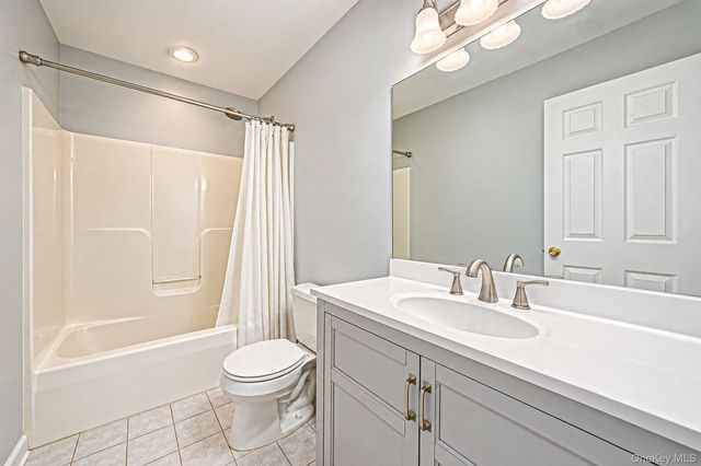 8 Sommerset Drive, Yaphank, NY 11980
