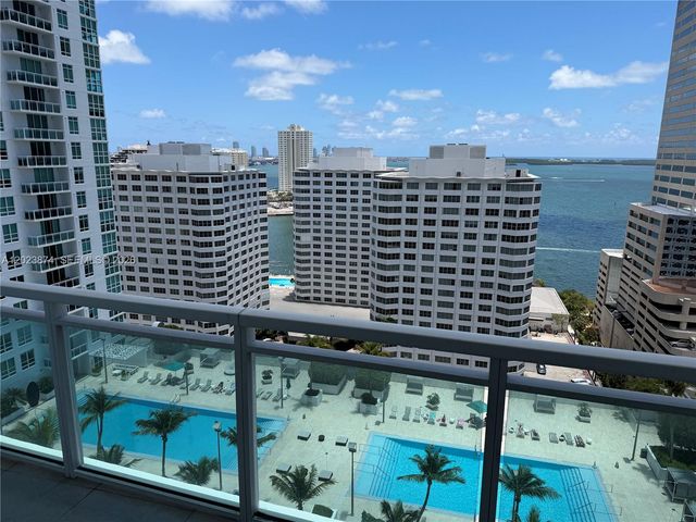951 Brickell Ave 2006, Miami, FL 33131