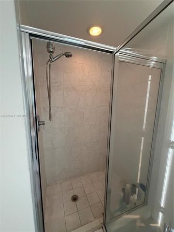 951 Brickell Ave 2006, Miami, FL 33131