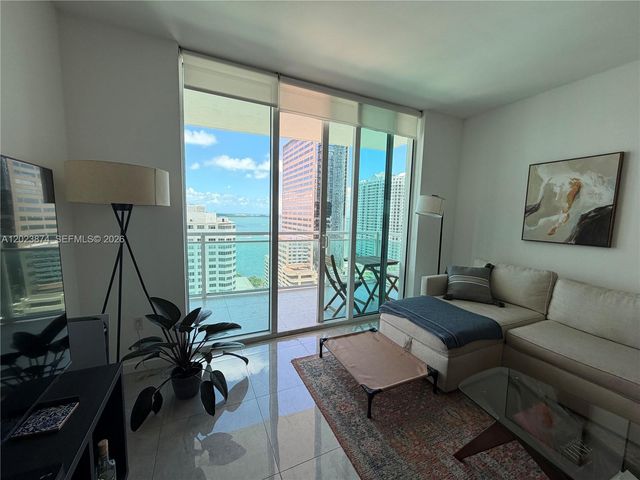 951 Brickell Ave 2006, Miami, FL 33131