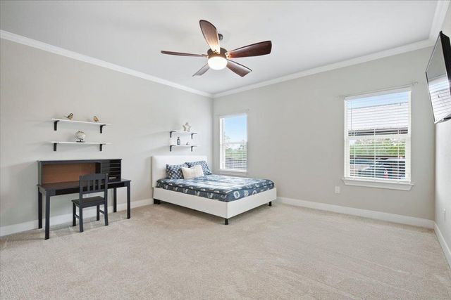 107 E Tanglebriar CT, Bastrop, TX 78602