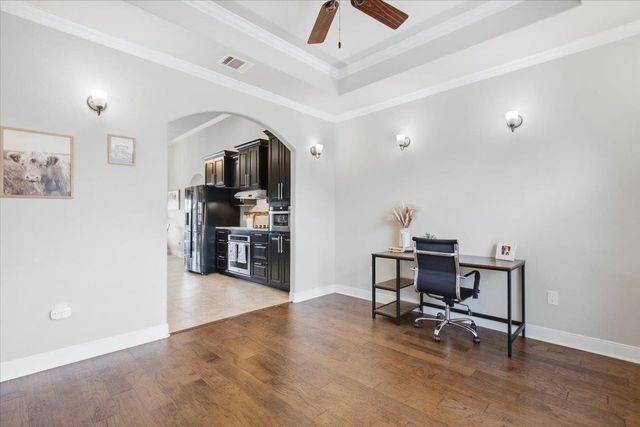 107 E Tanglebriar CT, Bastrop, TX 78602