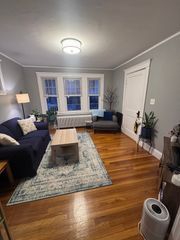 35 Mendelssohn St 2, Boston, MA 02131