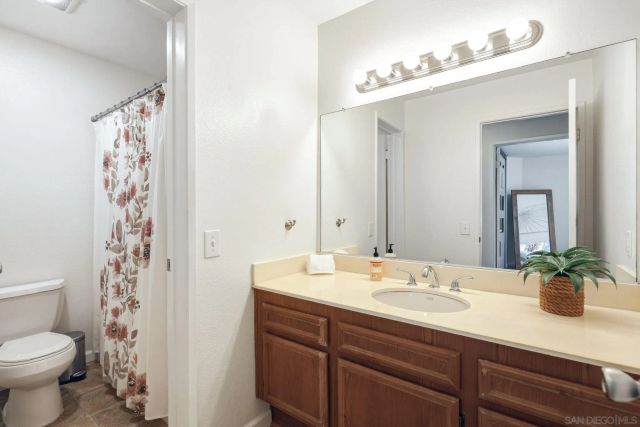 8630 Mission San Carlos Dr 56, Santee, CA 92071