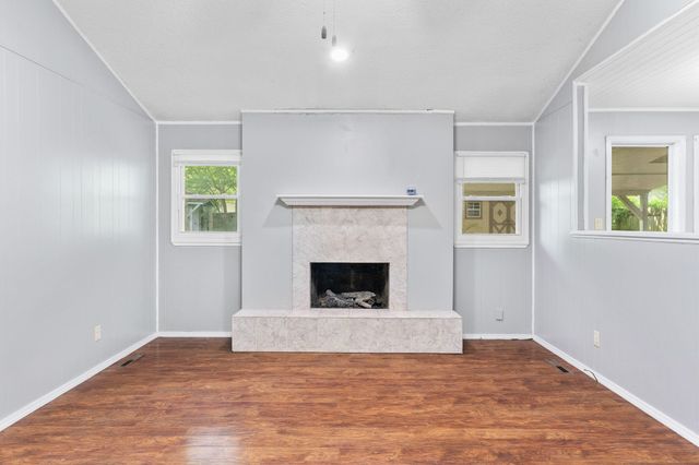 3012 W Countryside Drive, Springfield, MO 65807