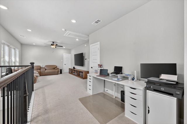 624 Treaty Oak Drive, Lewisville, TX 75056