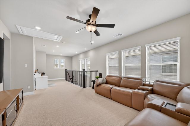 624 Treaty Oak Drive, Lewisville, TX 75056