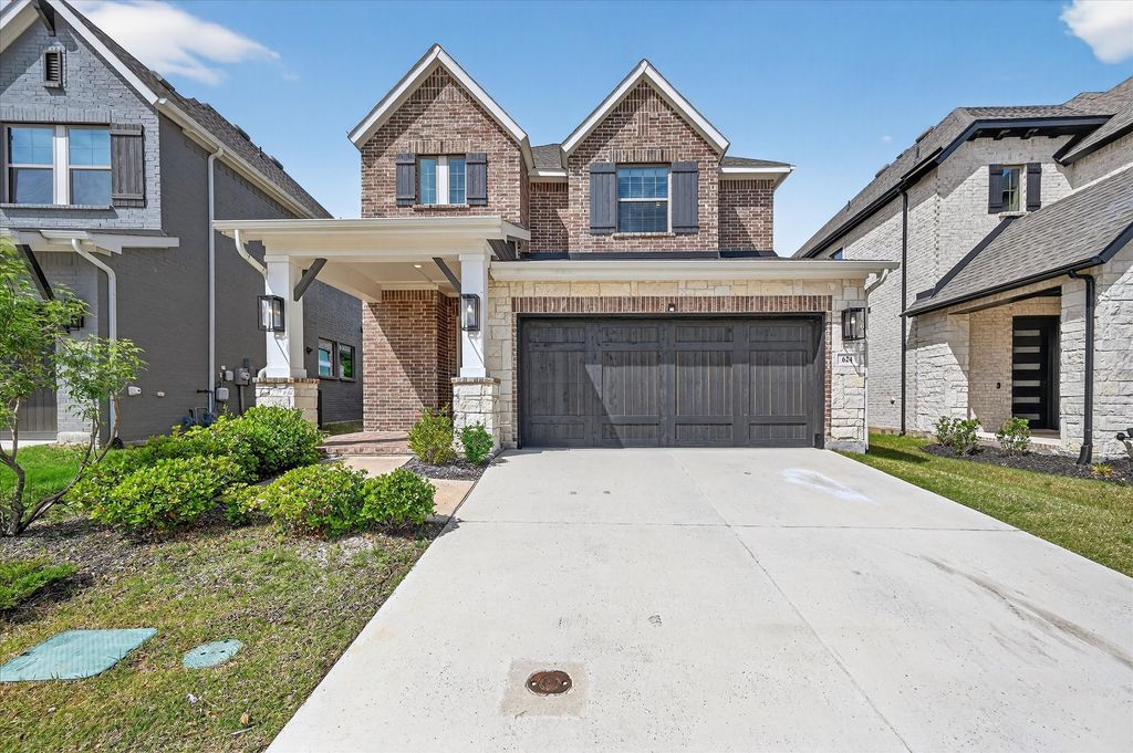 624 Treaty Oak Drive, Lewisville, TX 75056