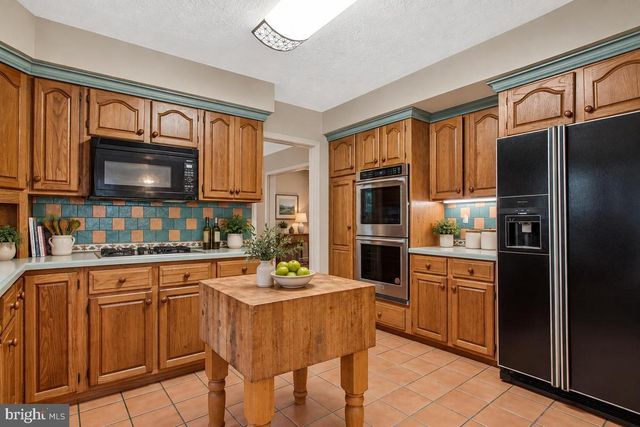 1182 BAY HIGHLANDS DR, Annapolis, MD 21403