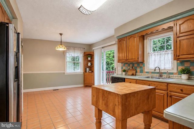 1182 BAY HIGHLANDS DR, Annapolis, MD 21403