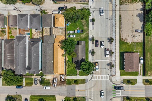 801 W 22nd Street, Houston, TX 77008